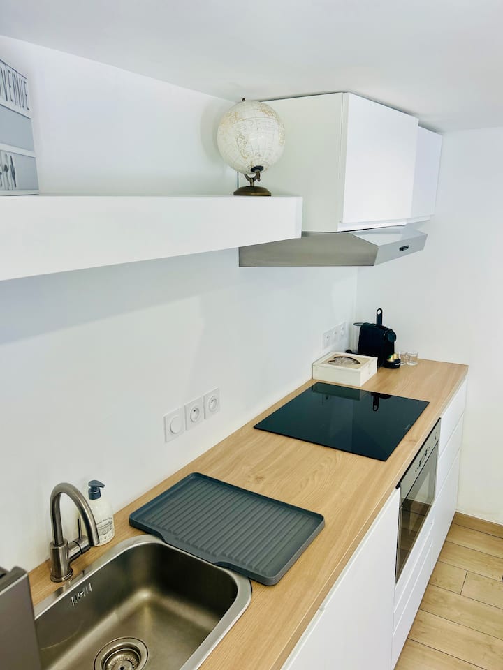Maisonnette 2p Proche De Cannes
A 10 Mn Des Plages - Mandelieu-la-Napoule