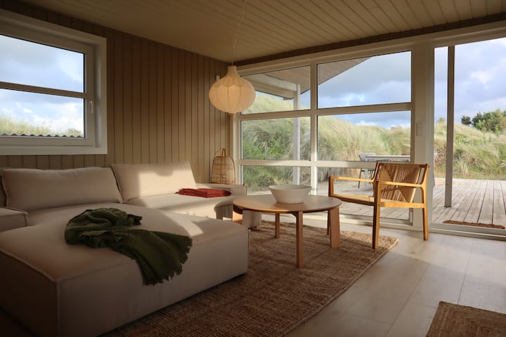 Dreamy hideaway nestled in the dunes