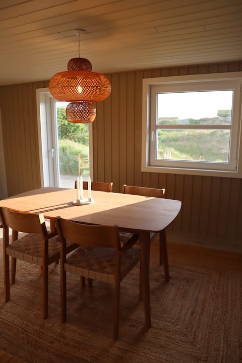 Renovated retreat perfect for families & couples