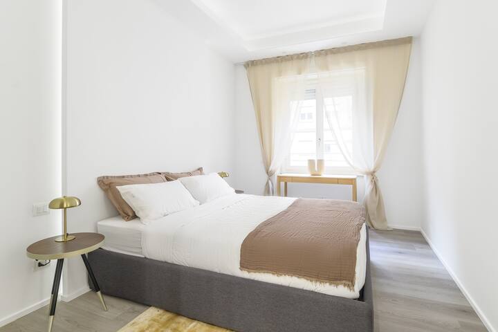 Exclusive apartment in Duomo gallery image 5