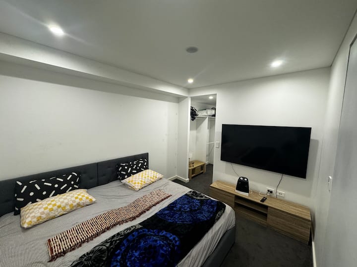Cozy Abode - Perfect For Couple - Parramatta