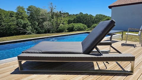 Brand new villa 10 minutes from the beach