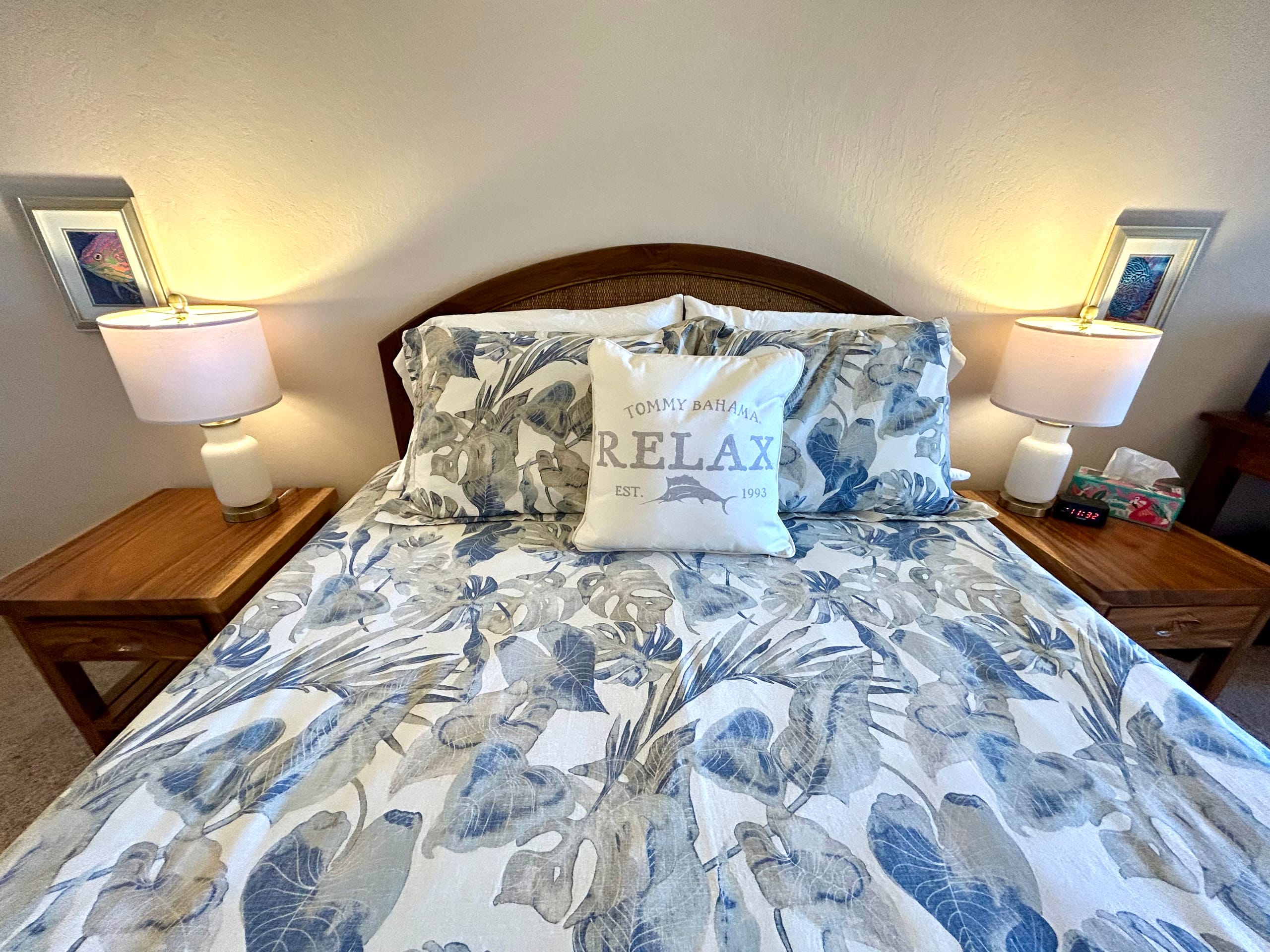 Condo in Kailua-Kona · ★4.94 · 1 bedroom · 2 beds · 2 private baths - Image 10