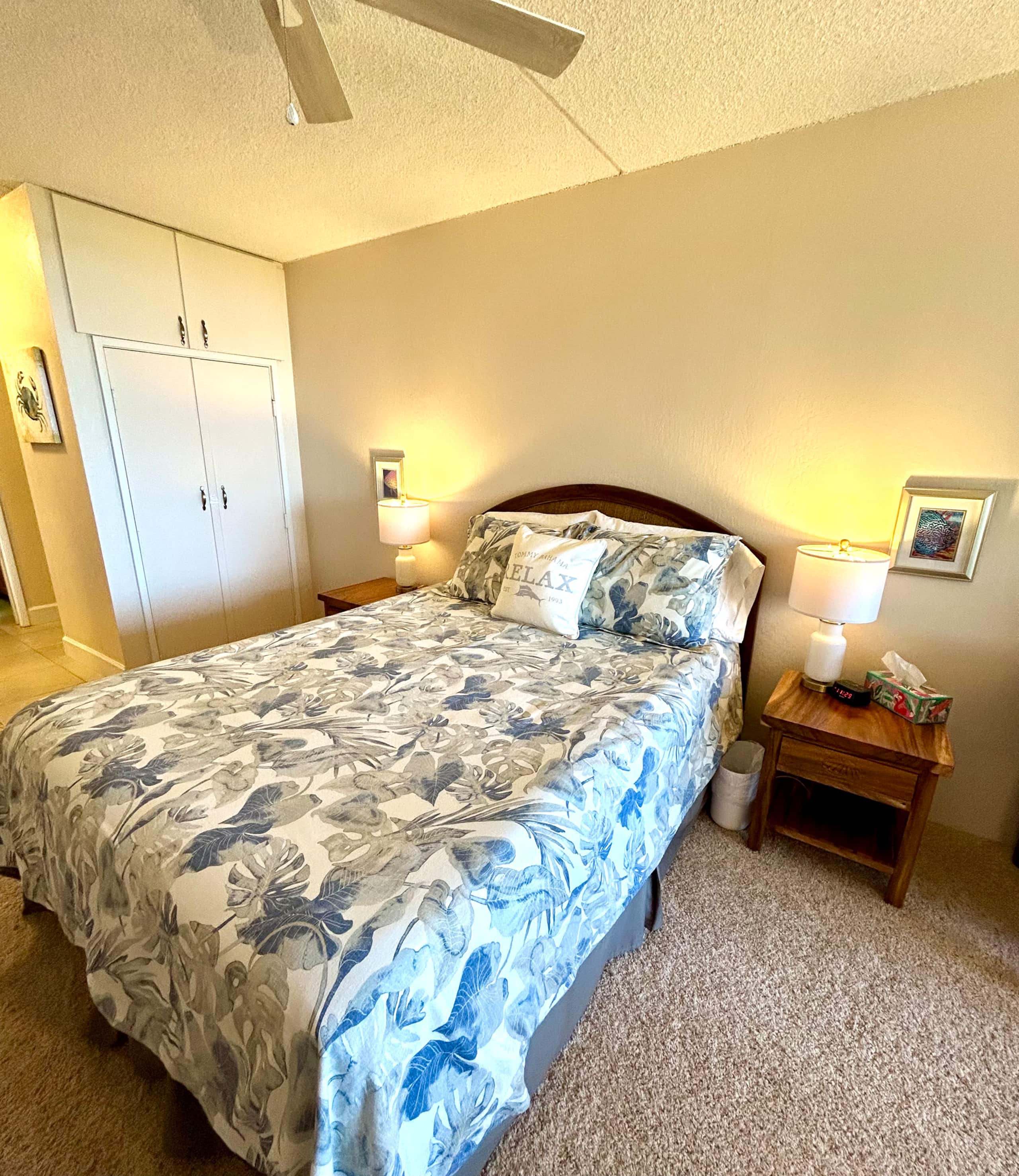 Condo in Kailua-Kona · ★4.94 · 1 bedroom · 2 beds · 2 private baths - Image 12