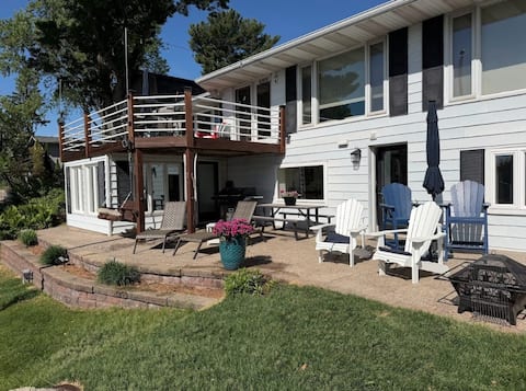 Lake Wissota Getaway · dock + kayaks