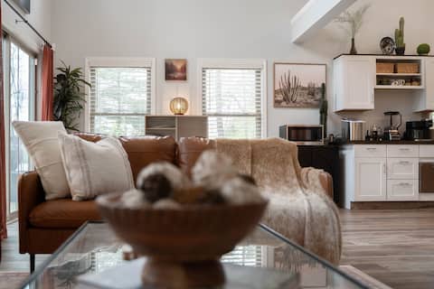Popular Airbnb listing: The Margarita Casita in Tennessee