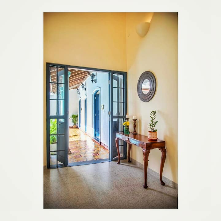 Living room image 9