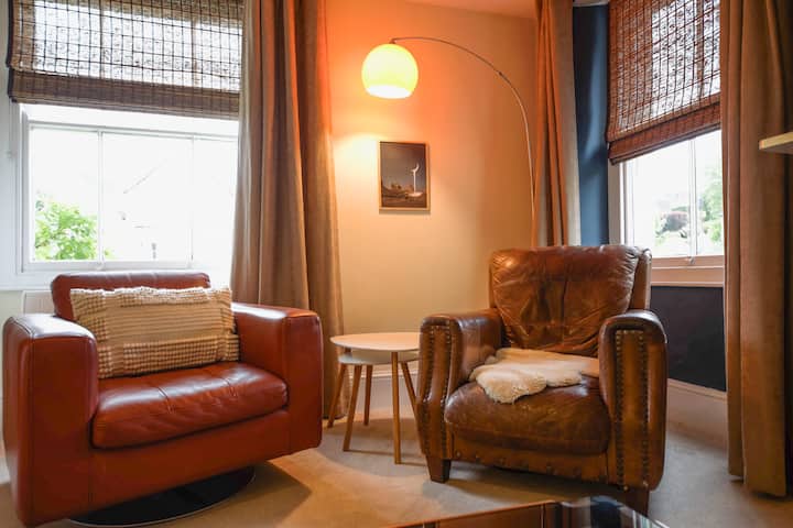 Eclectic Cotswold Flat - Stroud