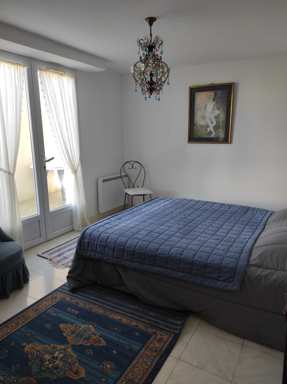 غرفة النوم 2