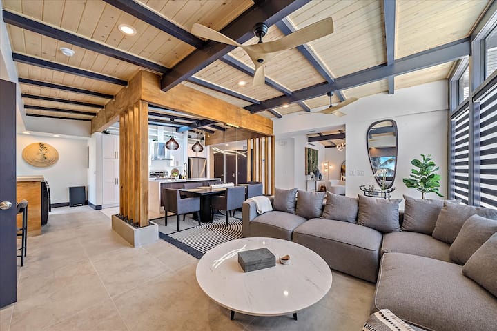 Designer Home Minutes To Downtown Hot Tub & 4bedrm - Sarasota