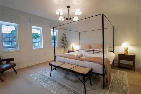 The Wright House - Modern 3BDRM home in Midland!