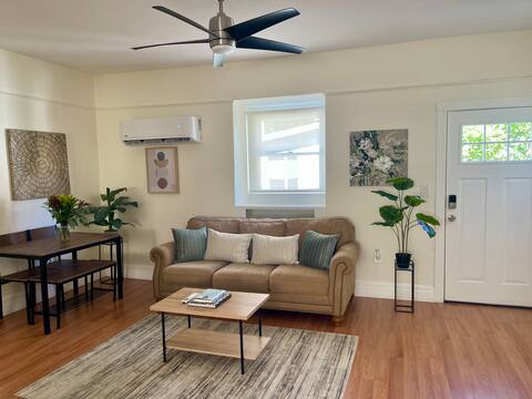 Cozy, 2B2B Craftsman Bungalow near Downtown Pomona