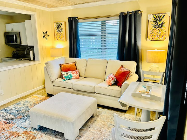 3 Min Walk To Beach & Atlantic, Delray Escape - Delray Beach, FL