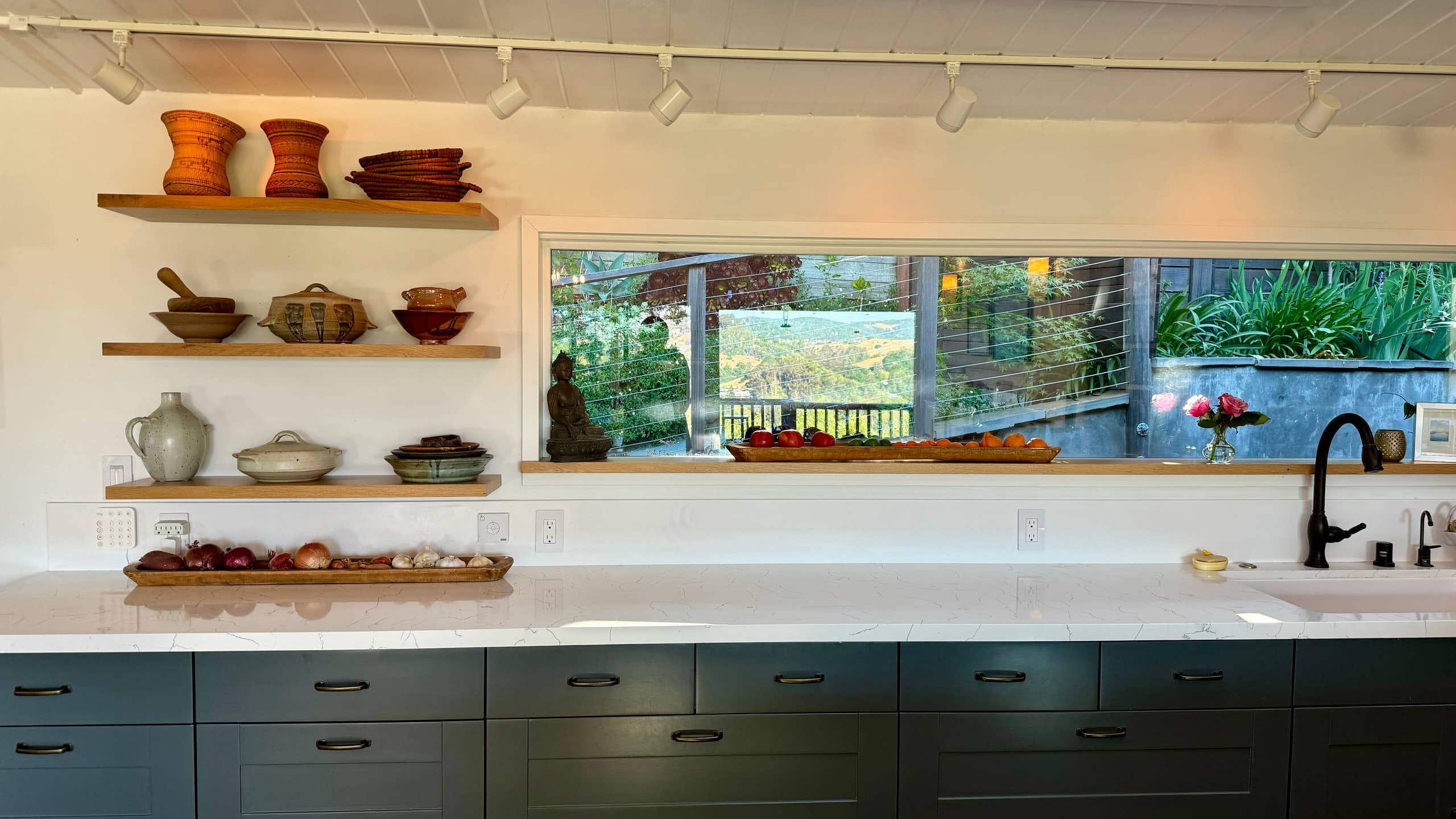 Modern Oasis with Sauna & Redwood Views - Photo 11
