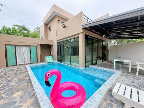 A1-Mountain Private Pool Villa-บางแสน