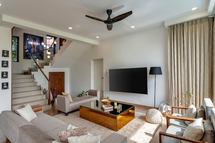 Living room 1 image 6