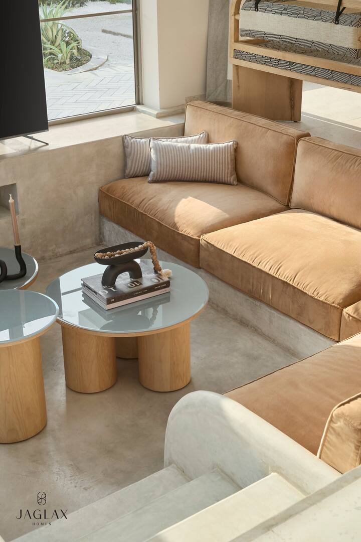 Living room image 10