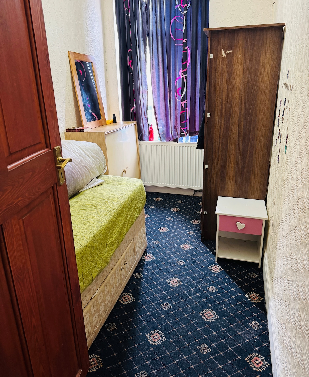 Chambre simple et confortable, proche de la ville - Maisons à louer à ...
