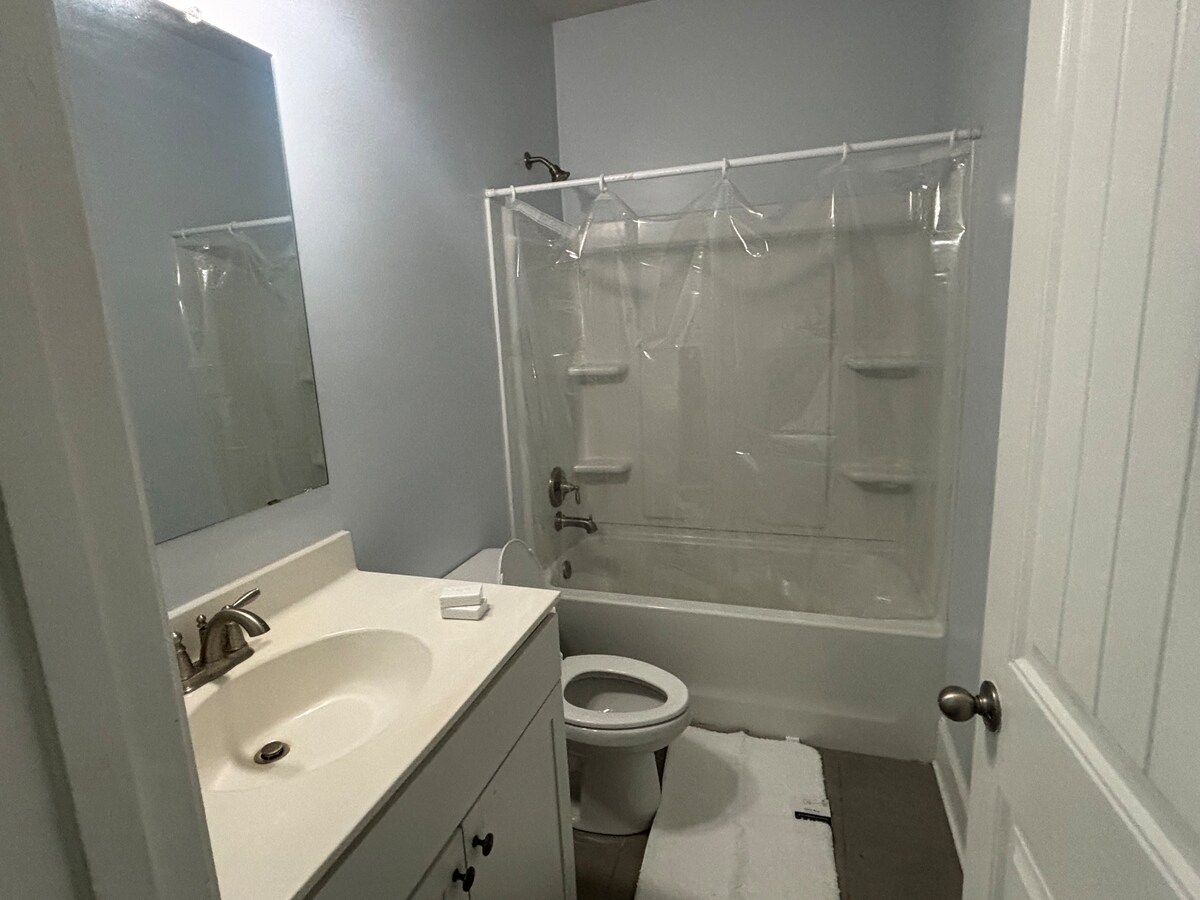 Where Luxury Meets Comfort!"
