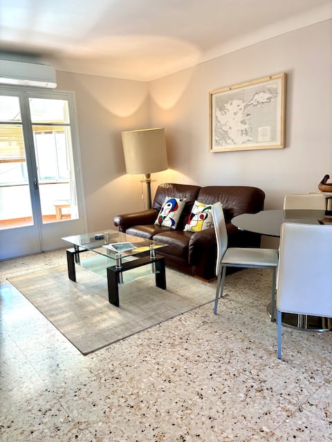 Top performing Airbnb: The Captain’s quarters, Cosy, Charming and Central in Antibes