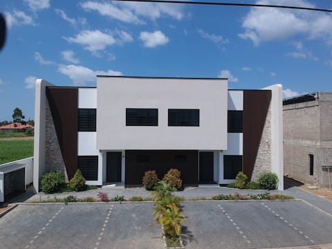 CasaTua Suriname 14B
EDEN