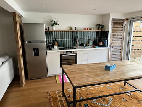 Charming apartment 25 minutes from Paris