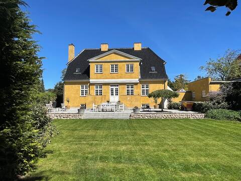 Newly renovated house close to the beach & CPH