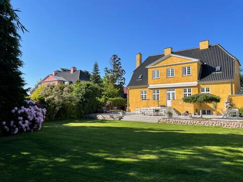 Newly renovated house close to the beach & CPH