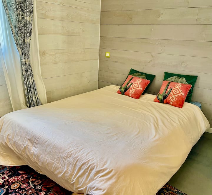 غرفة النوم 2