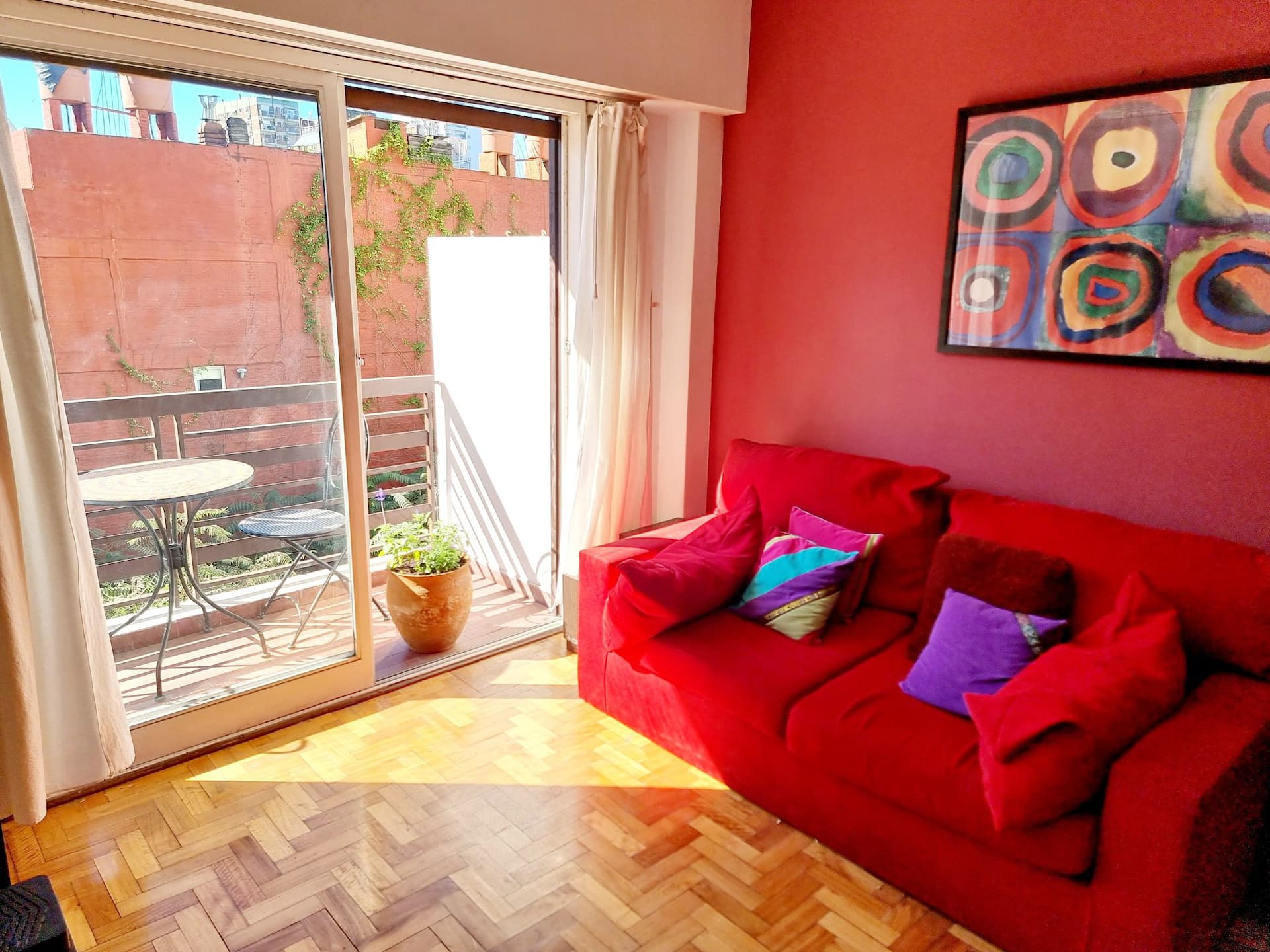 Two-bedroom apartment in Palermo, Polo District