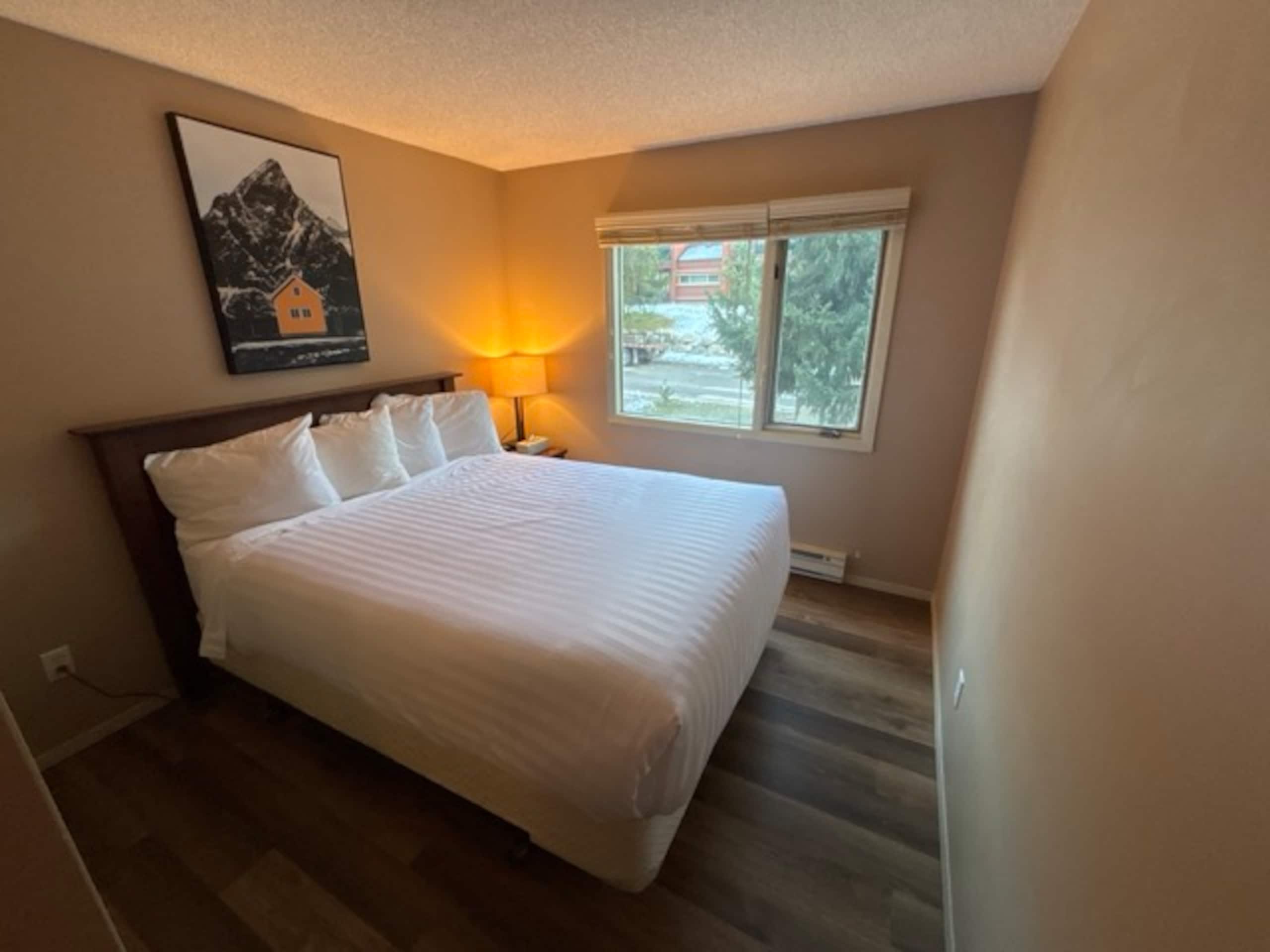 2 BDRM | Toby Creek Lodge | Great Location - Photo 18