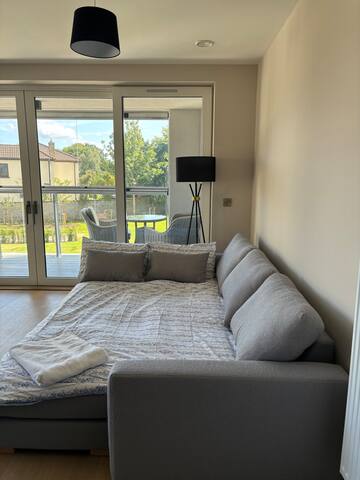 3 Bedroom apartment in Dublin 4 gallery image 4