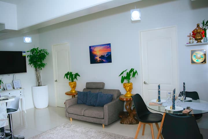 2-bedroom Condo Near Airport (5-9 Guest) - Lapu-Lapu City
