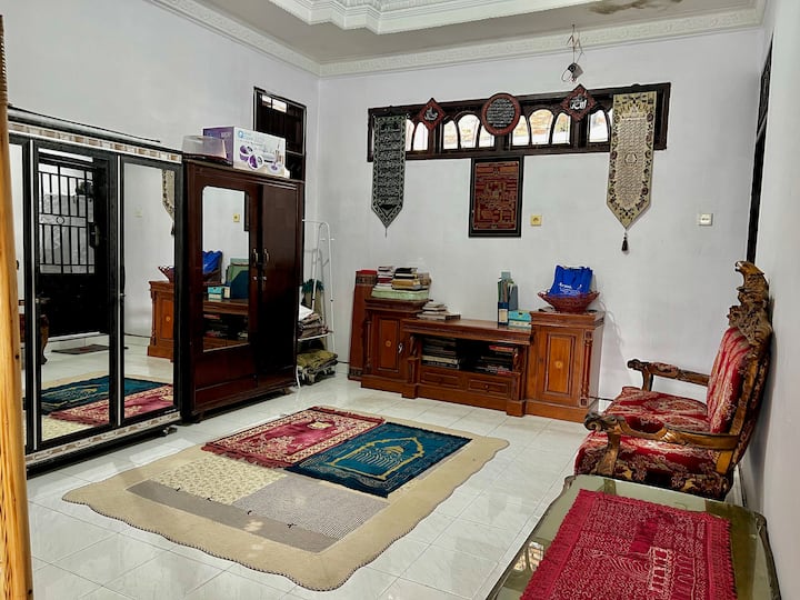 Rumah Luas Tengah Kota | 4br • Parkir Lega - Pekanbaru