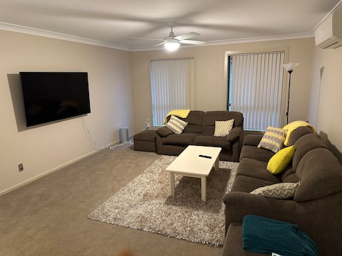 Top Airbnb: Spacious home in Sanctuary Point in Sanctuary Point