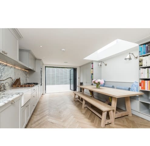 Battersea Luxury 4 Bedroom Entire Family Home gallery image 4