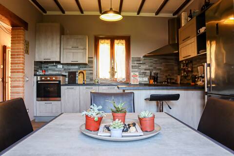 2-story detached villa