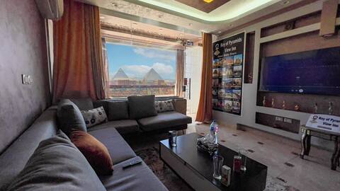 key of pyramids view inn
