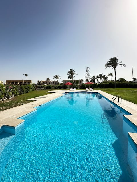 7-bedroom villa on the sea, Marina 5