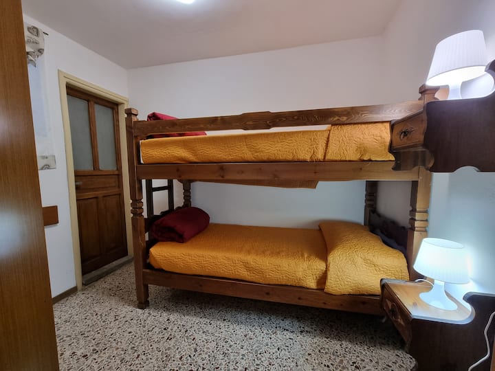 Spavaća soba 1
