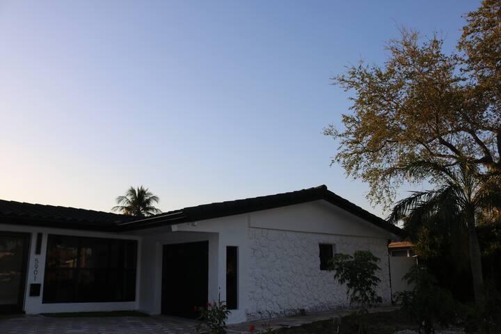 SunSet Home gallery image 4