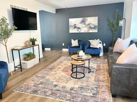 The Oasis:MidModern Comfort-5Bdrm 2K,3Q