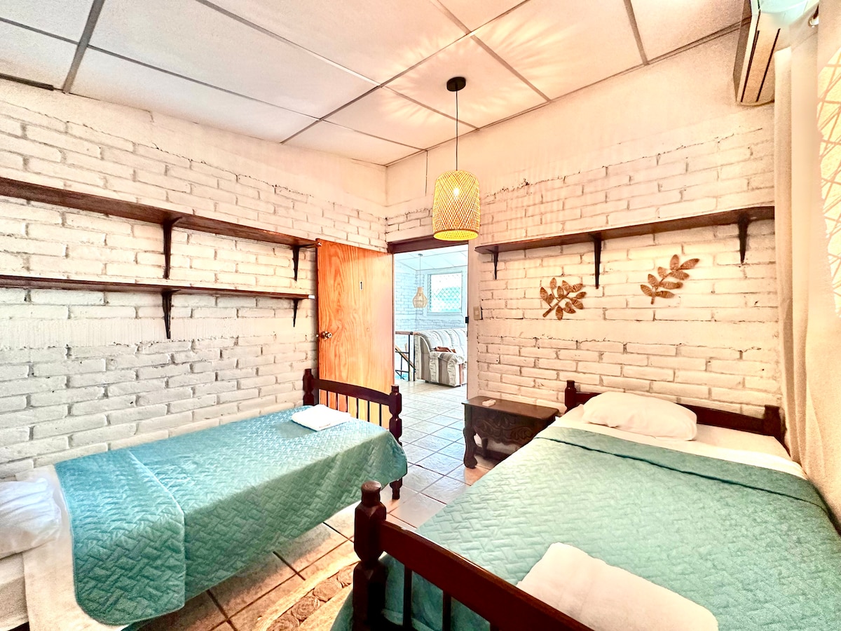 غرفة النوم 2