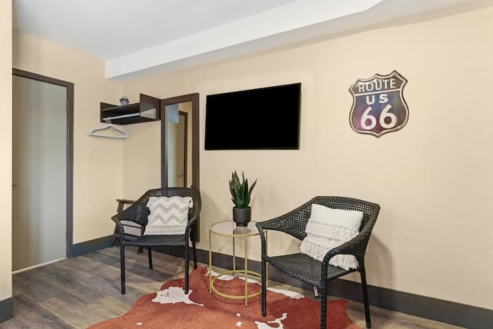 Dolly's Cozy Corner: 9-5 Minutes To Falls! - Niagara Falls