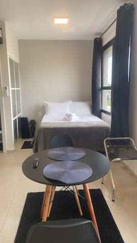 Entire home with 1 bedrooms in Ribeirão Preto - Studio - ap232 hospedagem