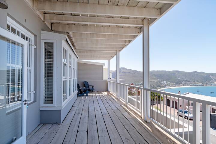 Flag House gallery image 2