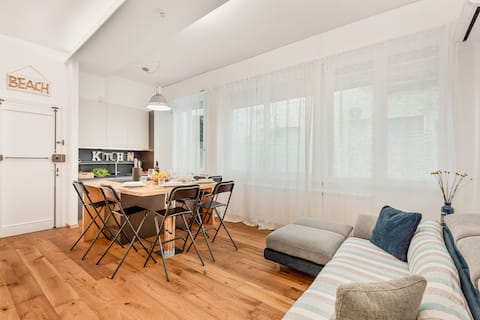 Modern Apartment next the beach