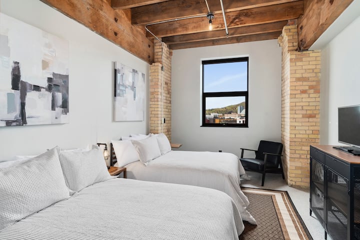 The view from our guest room can't be beat!  Enjoy the natural light in the day, and the sparking lights of the city in the evening.