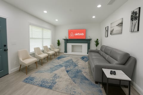 Popular Airbnb listing: Modern Bungalow Near DT & Ybor in Ybor Heights