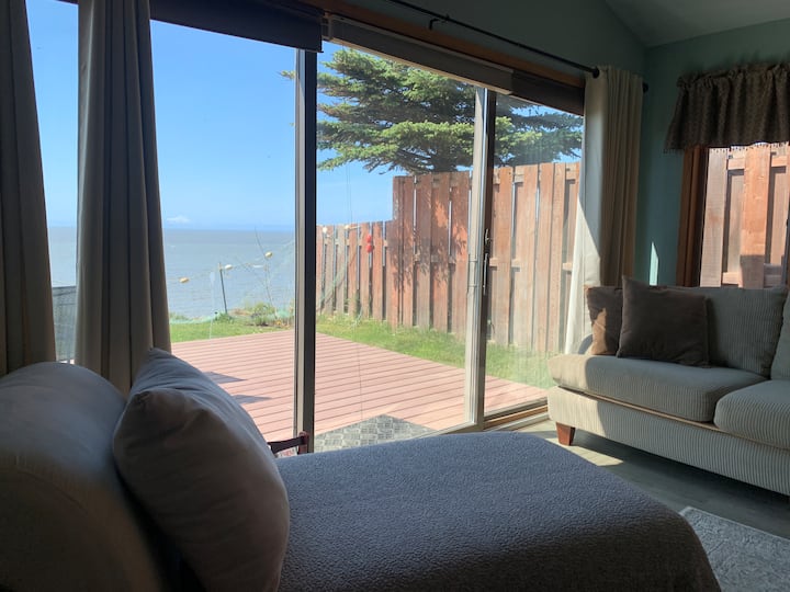 Წინა ოთახიდან გახედვა